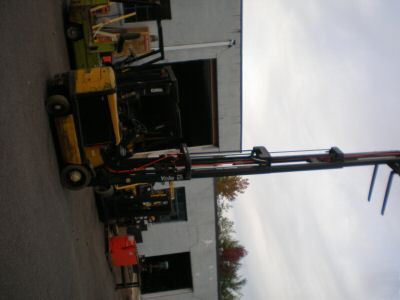 1999 yale electric forklift lift truck 5000 lbs cap.