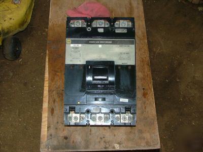 Square d 3 phase 600 amp electrical breaker
