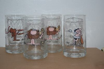 4 ice age glasses- from arby's- ( 1981 collectable)