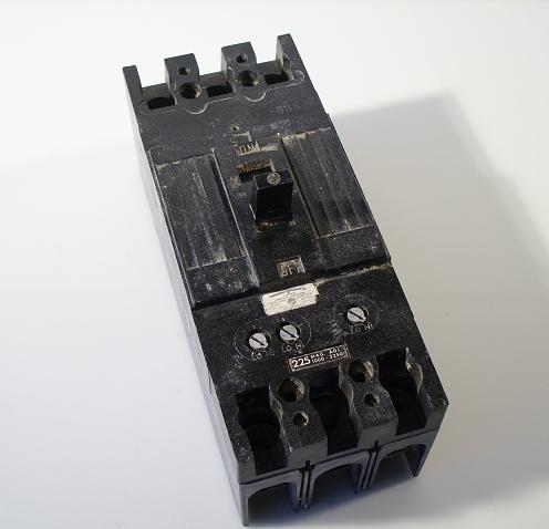 Ge TFJ226225 225 amp circuit breaker