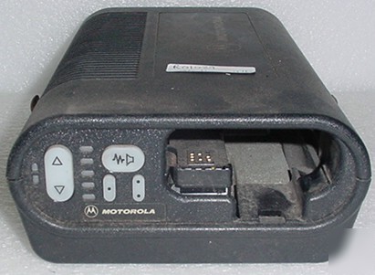 Motorola NTN5487B saber covertacom radio adapter