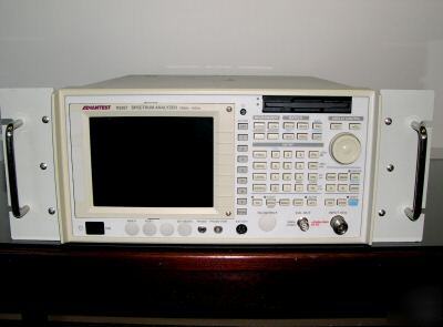 Advantest spectrum analyzer R3267 100 hz - 8 ghz