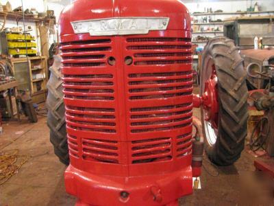  1947 or 48 international h tractor antique