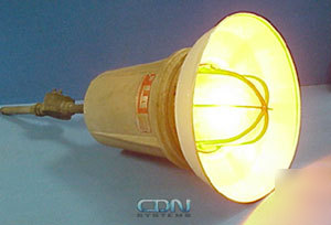 Appleton ambl 150-120 explosion proof light + reflector