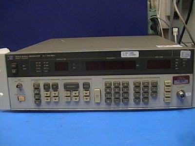 Hp 8656A signal generator 0.1-990MHZ, opt. 43
