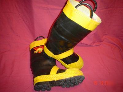 Servus fire breaker boots