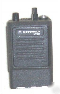 2 motorola MT1000 radios uhf 16 channel H44GCU7100BN