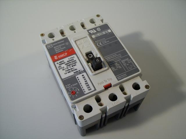 Cutler-hammer HMCP015E0C 15 amps circuit breaker