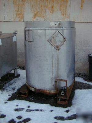 Stainless tote tank