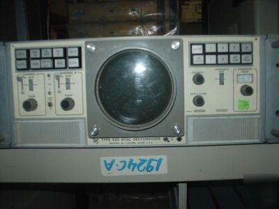 Tektronix 520 ntsc vectroscope
