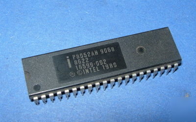 Intel P8052AH 9068 40-pin cpu vintage 8052N P8052