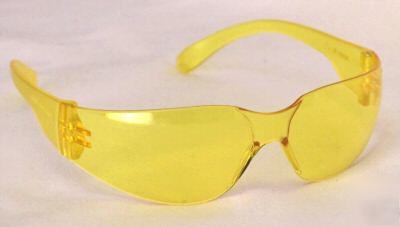 12 prs chirons junior amber safety glasses S2833JR