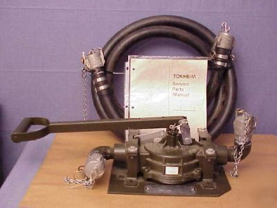 Tokheim 1197A hand pump with hoses * *
