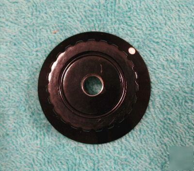 Tektronix oscilloscope knobs black 1 5/8 thru shaft 1/4