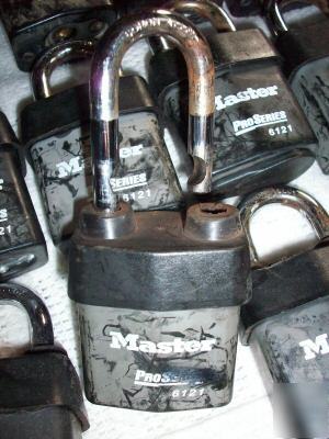 Lot of 186 keyed alike master lock # 6121 padlocks 