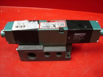 New numatics 24VDC solenoid 225-285B 