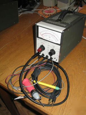 Ham radio hewlett packard 410C vtvm, tube version 