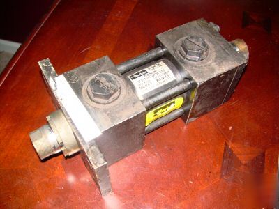 Parker cylinder series 2H 1.50 KJ2HCT29A29A .50 3000PSI