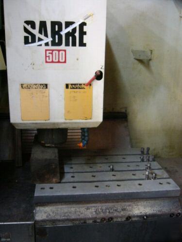 Cincinnati milicron sabre 500 vertical machining center