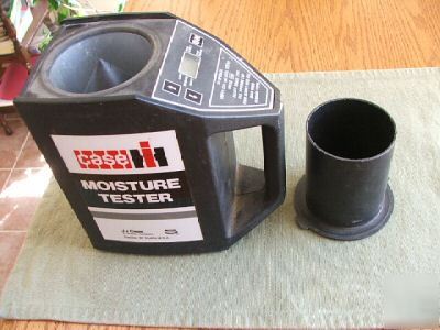 Case -ih tri-grain moisture tester, ( dickey john )