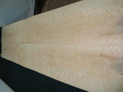 Nice birdseye maple veneer w/heartwood 78 sqft lot 3066