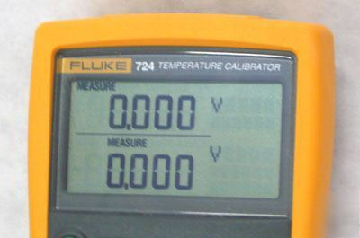 Fluke 724 temperature calibrator low use