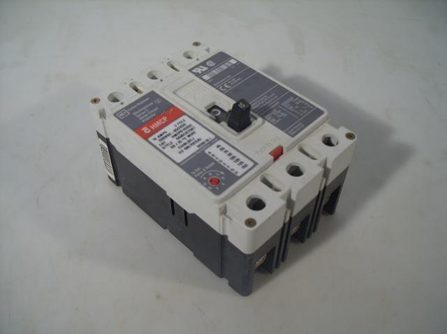 Cutler-hammer HMCP015E0C 15 amps circuit breaker