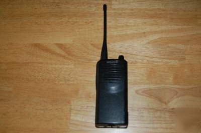 Kenwood tk-3100 uhf portable with charger