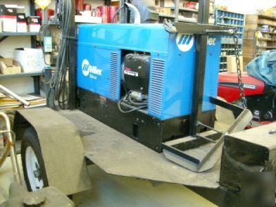 Miller 903500 bobcat 225 welder