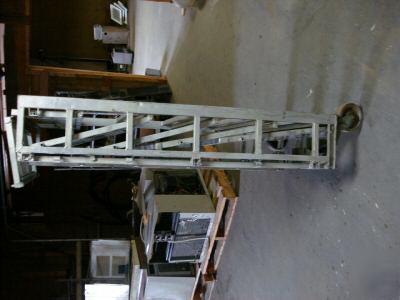 Industrial folding rolling five shelf rack unit