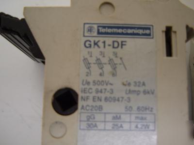 Lot of 3 telemecanique fuse block switches GK1-df 32 a