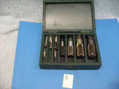 R18/ morse tap set w/wooden box