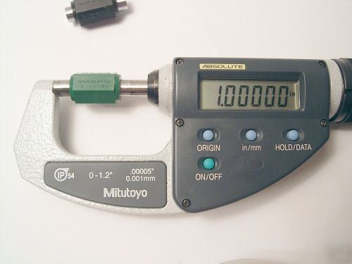 Mitutoyo quickmike micrometer 293-676 0-1.2