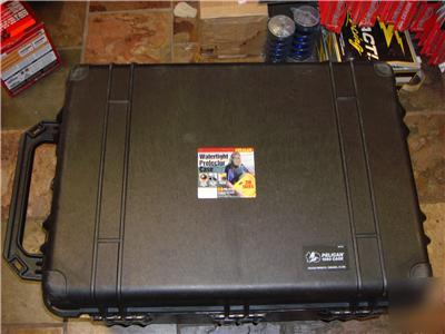 New pelican 1660 protector large hard case w/foam black 