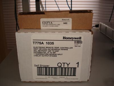 Honeywell T775A 1035 with well assy