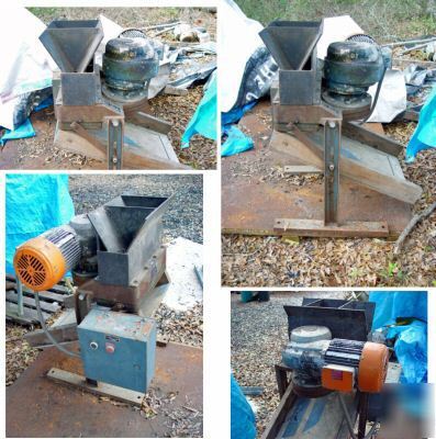 Scrap metal chopping machine 12