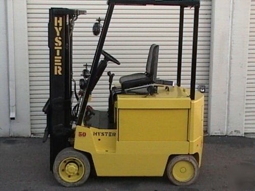  nice hyster 5000 lb electric forklift rebuilt battery