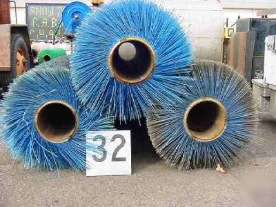 Lot of 8 ft broom cores