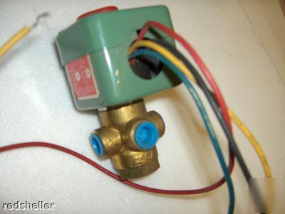 New asco 3 way soleniod valve DA8320A105 Â¼