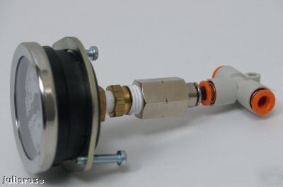 Airtrol miniature pressure regulator and wikai gauge