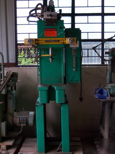  8 ton multipress 