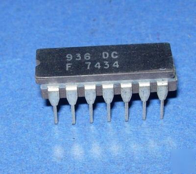 New 936DC dtl ic fairchild 14-pin cerdip 1974 rare 