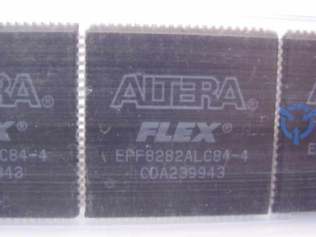 Altera EPF8282ALC84-4 programmable logic array ic