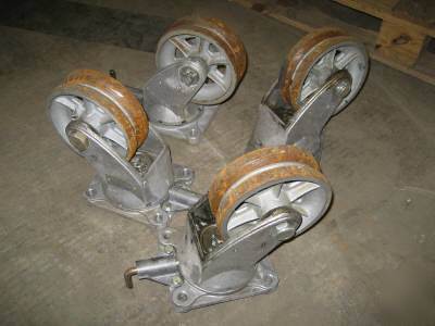 (4) heavy duty casters 6