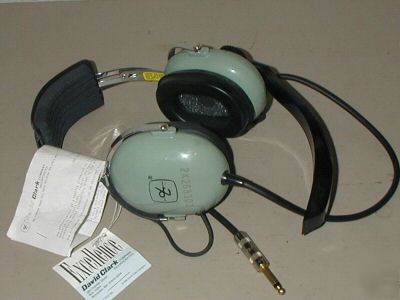 David clark model H5030 headset aircraft/aviation tool