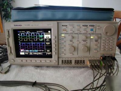 Tektronix tls 216 logic oscilloscope w/extras TLS216 