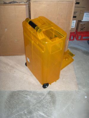 Portable 15 gallon eye wash station