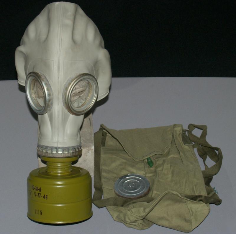 Soviet russian military gp-5 gas mask w/bag,all size