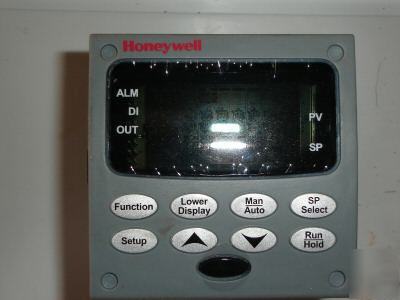 Honeywell UDC3200 universal digital controller 