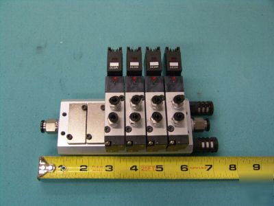 Wusung pneumatic valve and manifold lot K180-4E1 